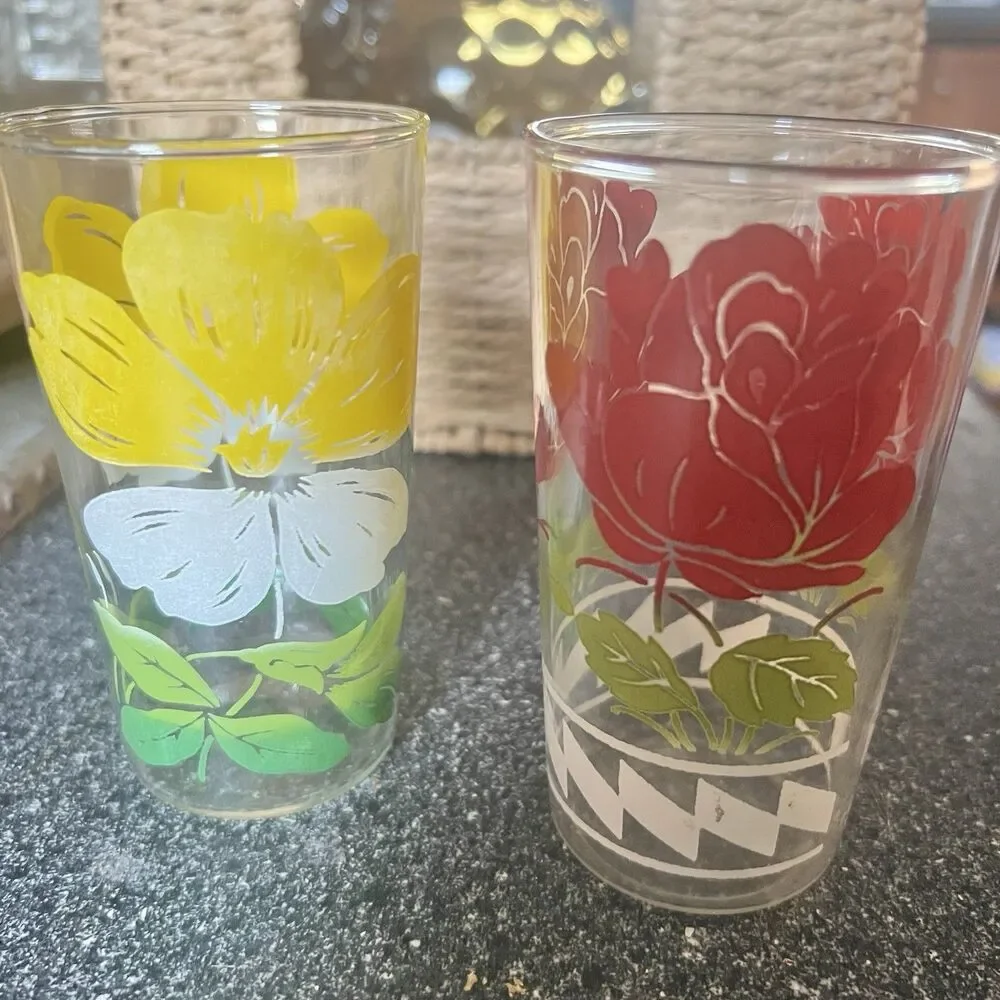 VTG Anchor Hocking/ Peanut Butter Glasses~Red Rose /Yellow Fiesta Flowers~Set 2